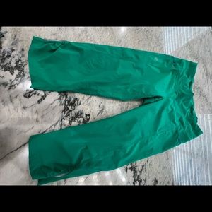 5 for $20 SALE Athleta Capri length leggings, like new, side pockets